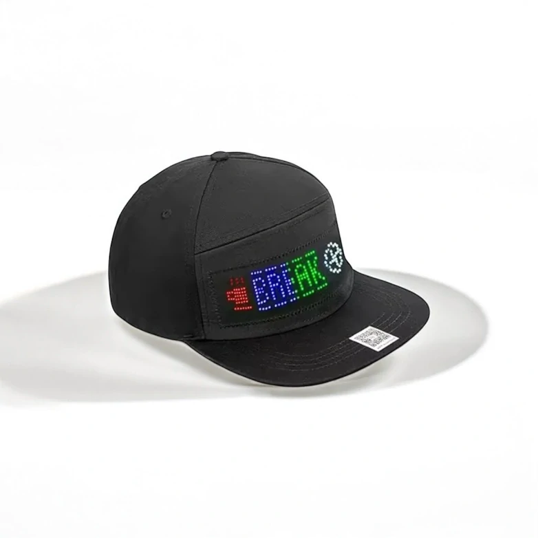 LED Kšiltovka s Bluetooth Displejem - Svítící Čepice pro Party, Festivaly a Koncerty