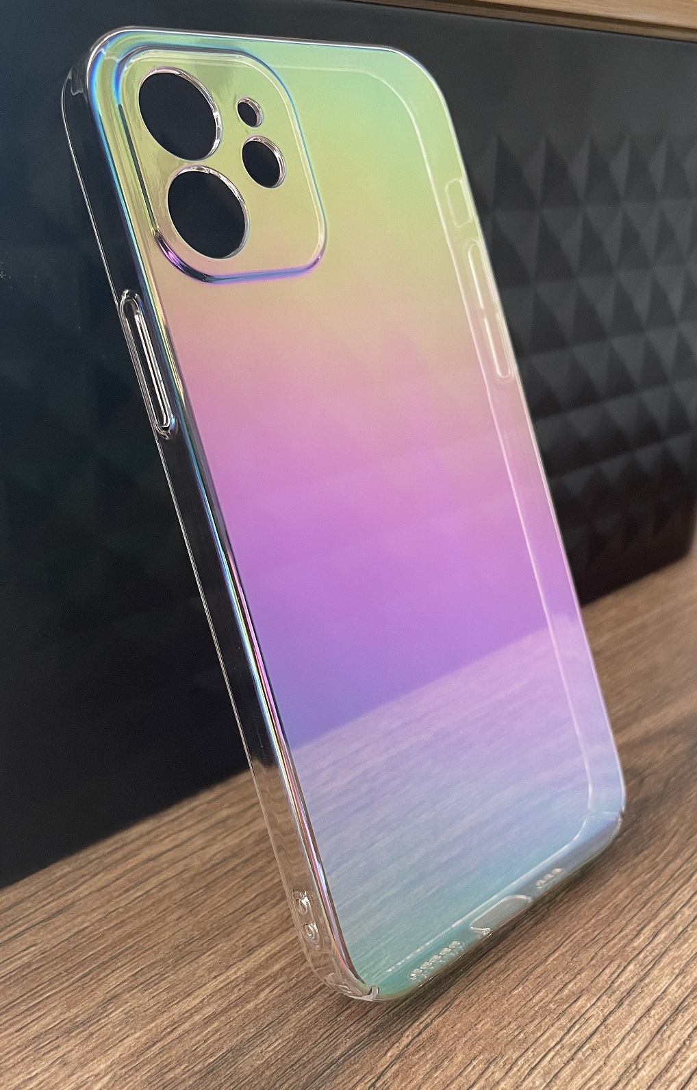 Holografický ochranný kryt pro iPhone 12 – měnící se barvy