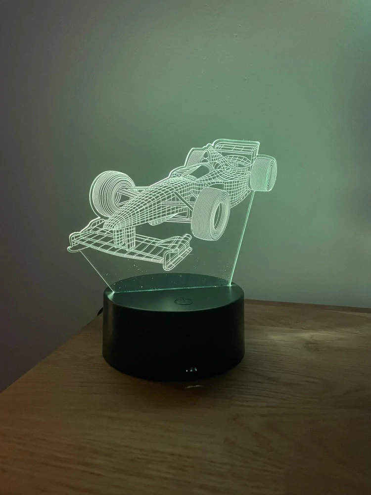 Závodní LED lampa s 3D efektem – Formule 1, 7 barev